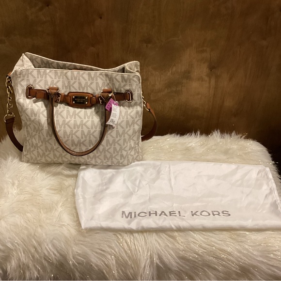 MICHAEL KORS HANDBAG